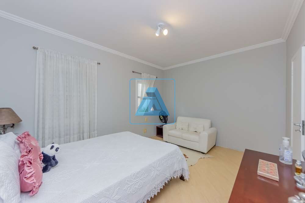 Casa, 3 quartos, 222 m² - Foto 13