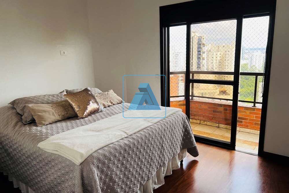 Apartamento, 3 quartos, 176 m² - Foto 2