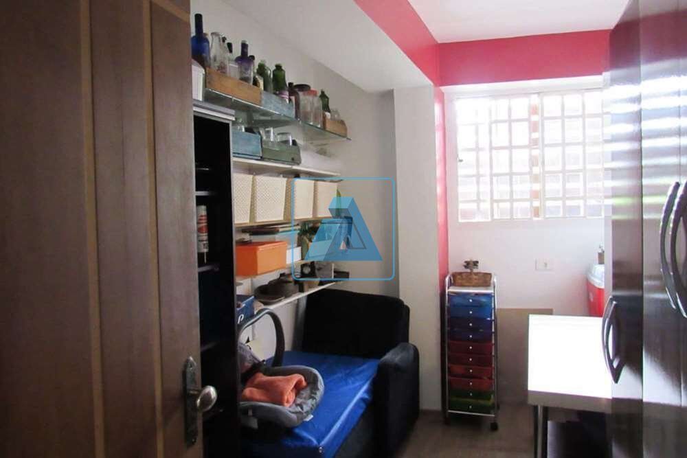 Casa, 3 quartos, 327 m² - Foto 4