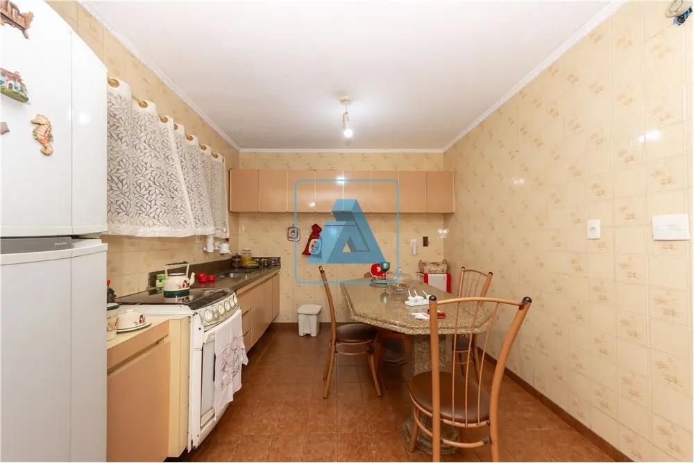 Casa, 5 quartos, 202 m² - Foto 1