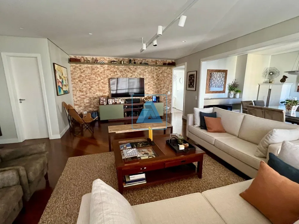 Apartamento, 3 quartos, 176 m² - Foto 2