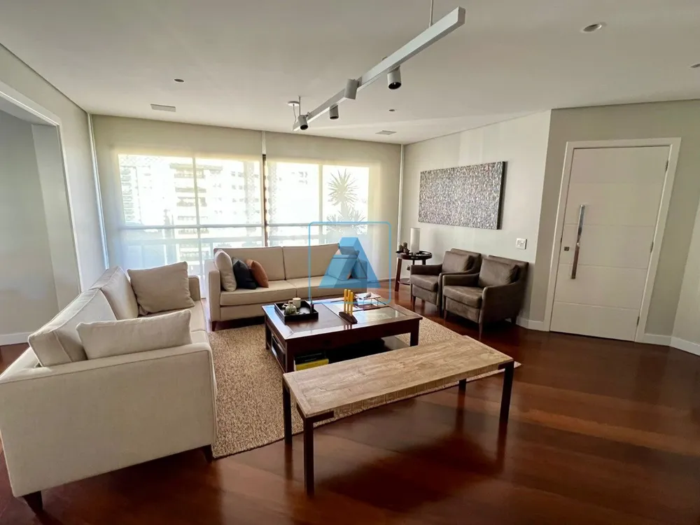 Apartamento, 3 quartos, 176 m² - Foto 1