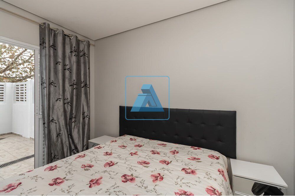 Apartamento à venda com 3 quartos, 100m² - Foto 1