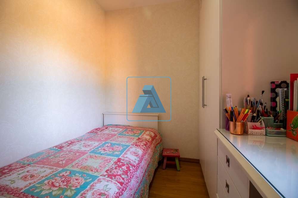 Apartamento à venda com 2 quartos, 100m² - Foto 2