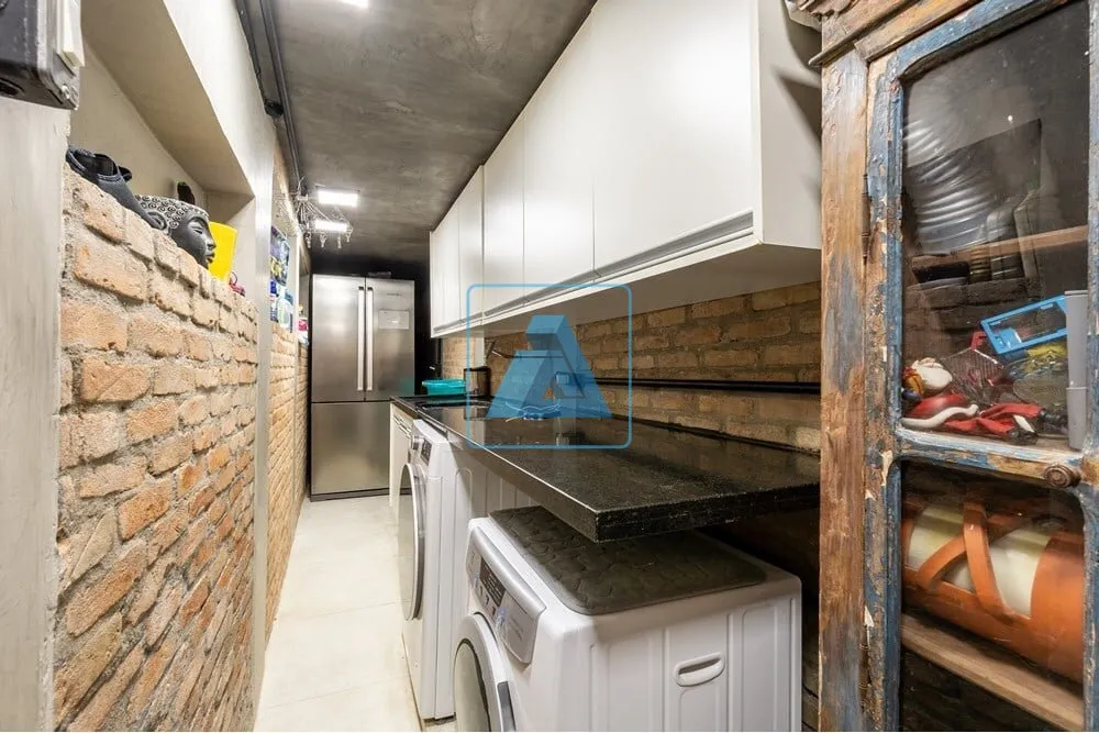 Casa, 3 quartos, 381 m² - Foto 1