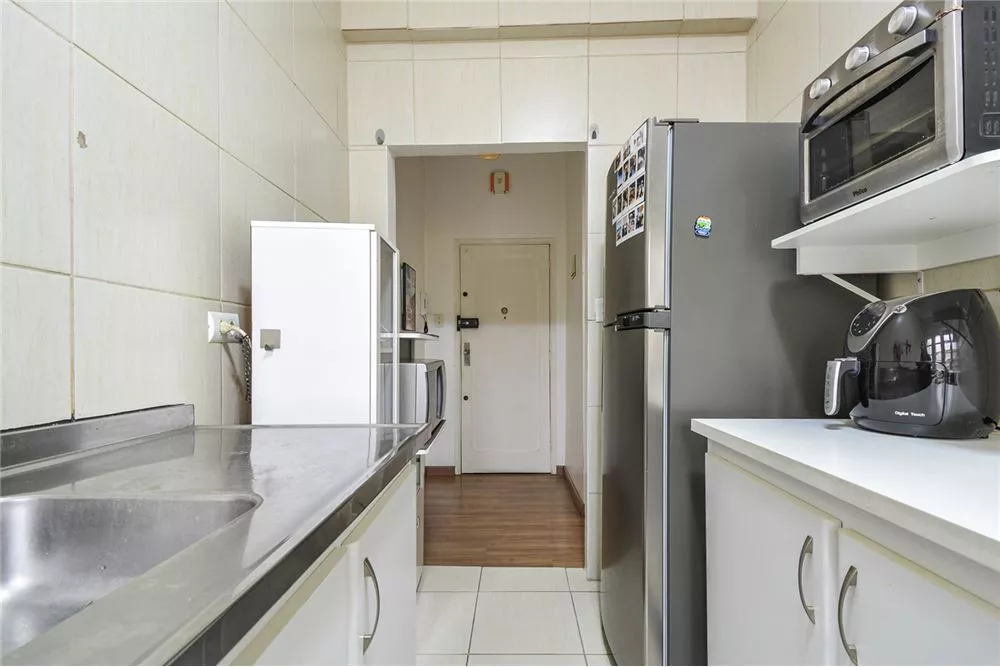 Apartamento à venda com 1 quarto, 53m² - Foto 16