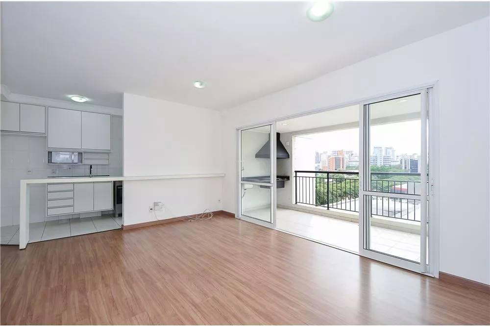 Apartamento à venda com 2 quartos, 81m² - Foto 1