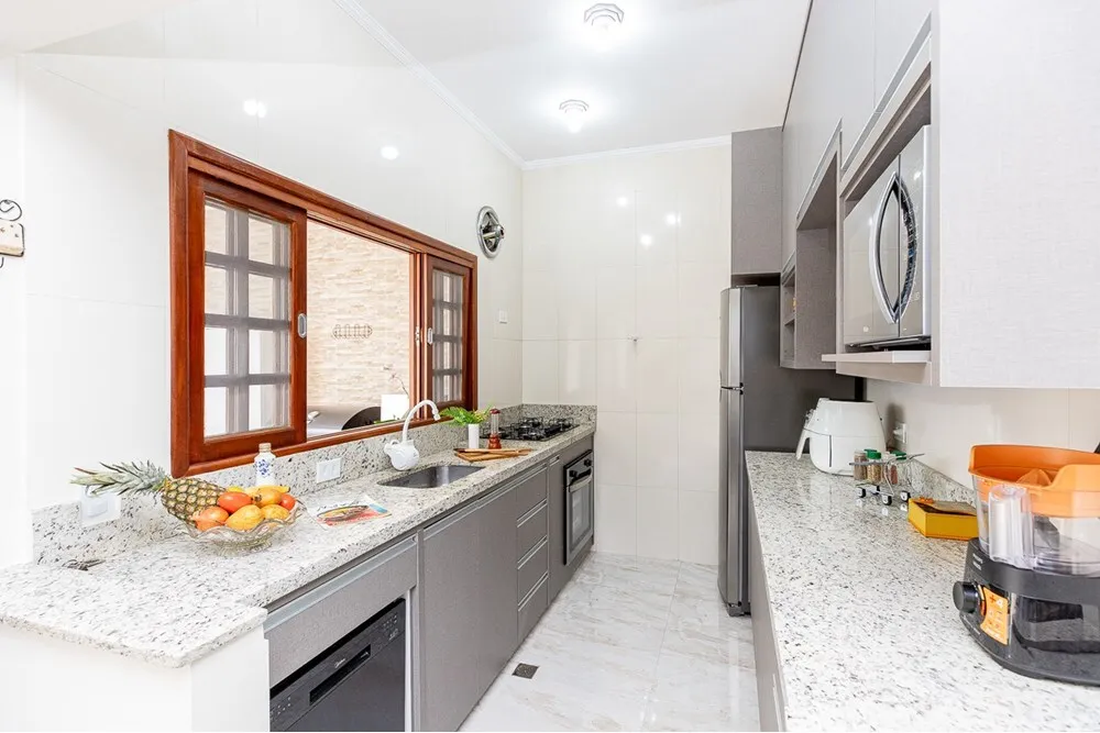 Casa, 4 quartos, 200 m² - Foto 1
