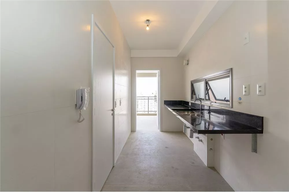 Apartamento à venda com 3 quartos, 158m² - Foto 8