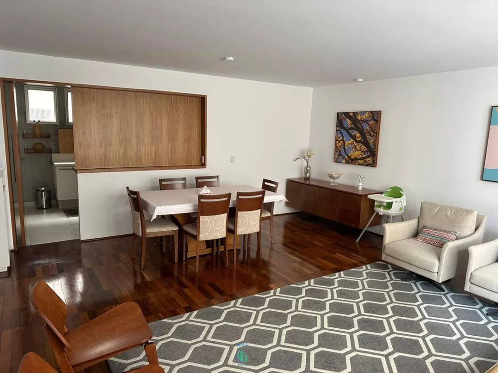 Apartamento à venda com 3 quartos, 147m² - Foto 2