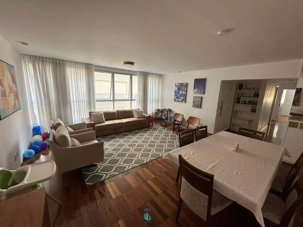 Apartamento à venda com 3 quartos, 147m² - Foto 1