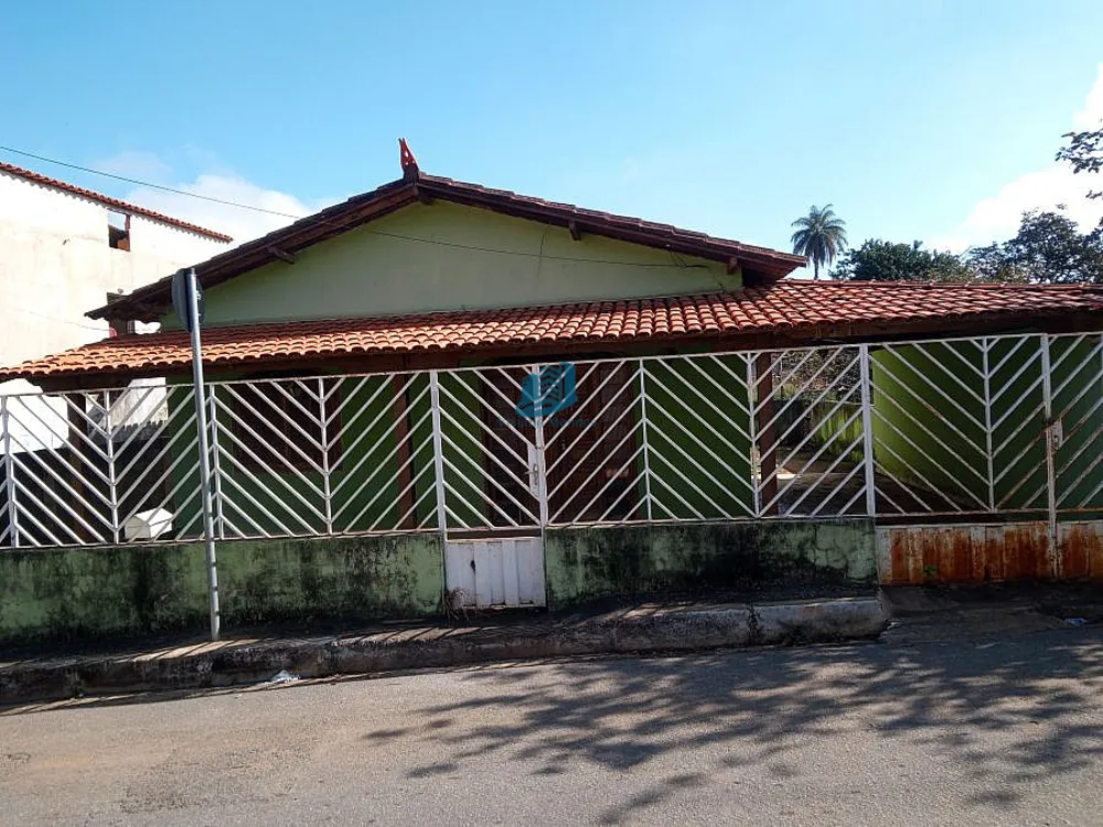 Chácara, 2 quartos, 1059 m² - Foto 2