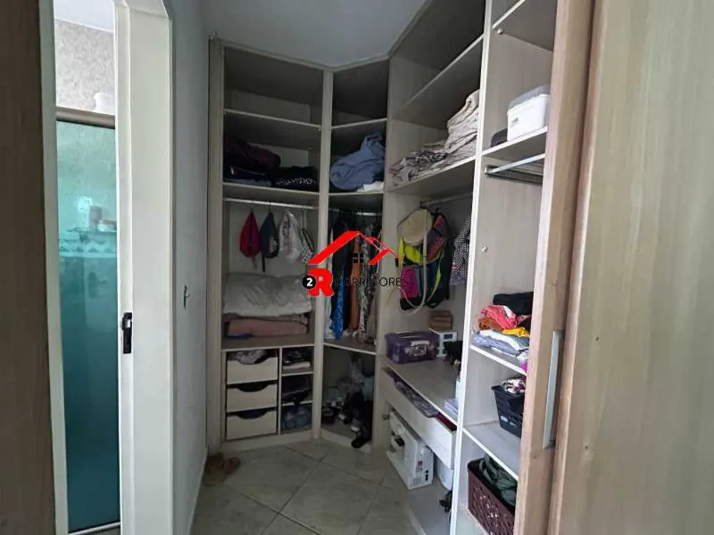 Casa, 4 quartos, 239 m² - Foto 8