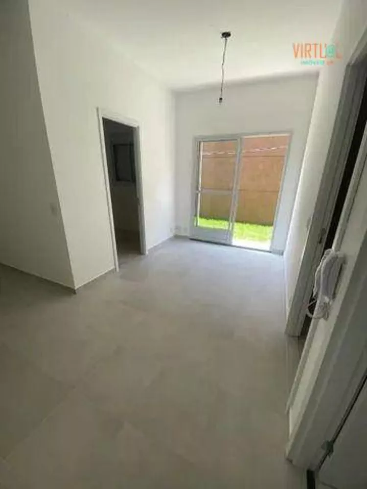 Apartamento à venda com 2 quartos, 57m² - Foto 1