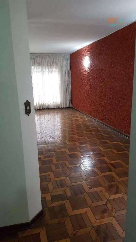 Casa à venda com 3 quartos, 180m² - Foto 2