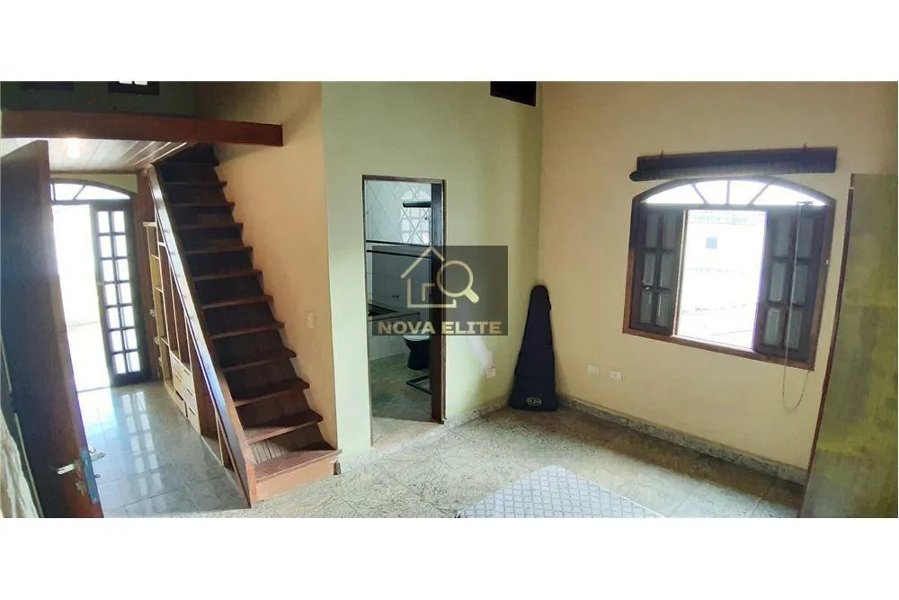 Casa, 4 quartos, 309 m² - Foto 4