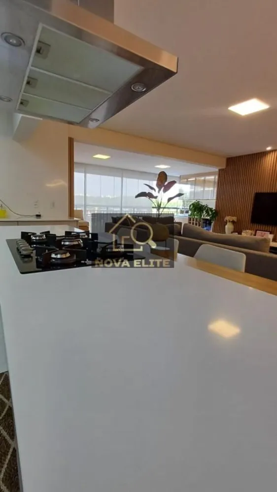 Apartamento, 3 quartos, 181 m² - Foto 1
