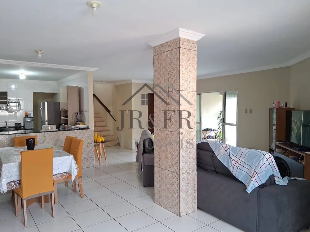 Casa, 4 quartos, 220 m² - Foto 3