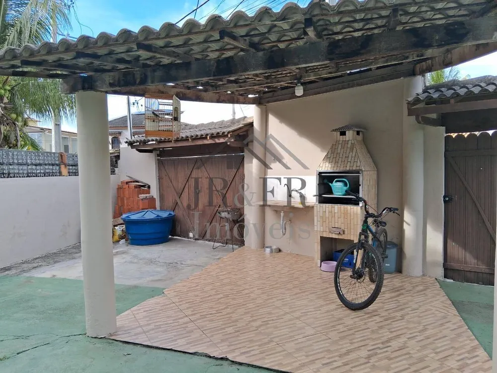 Casa, 4 quartos, 220 m² - Foto 1