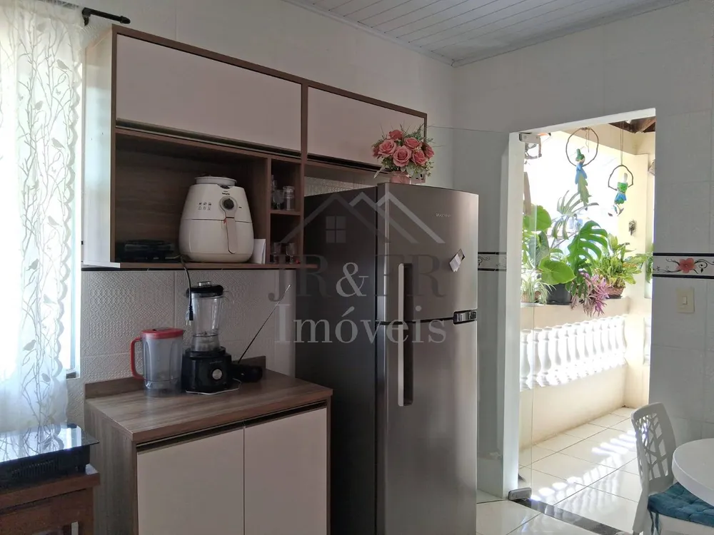 Casa, 5 quartos, 230 m² - Foto 5