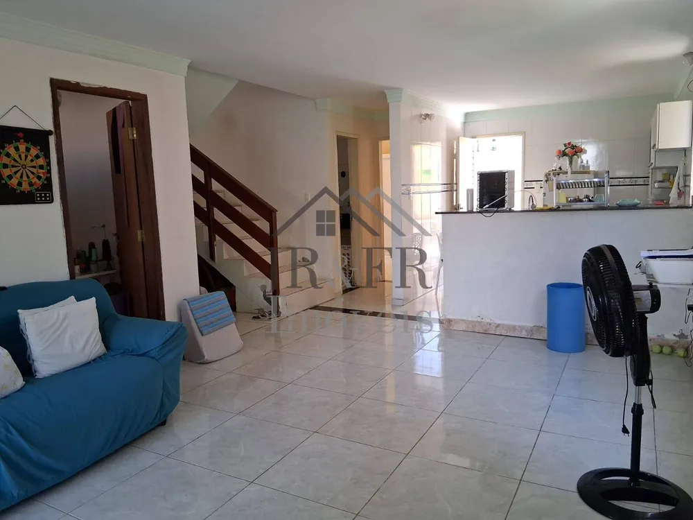 Casa, 5 quartos, 230 m² - Foto 3