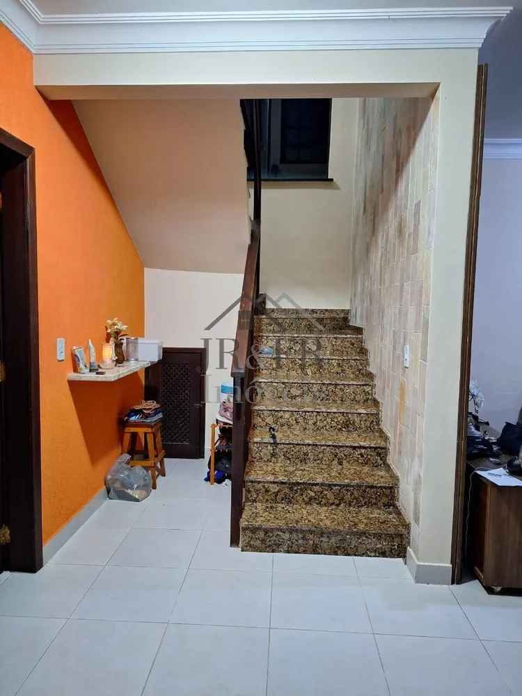 Casa, 3 quartos, 196 m² - Foto 3