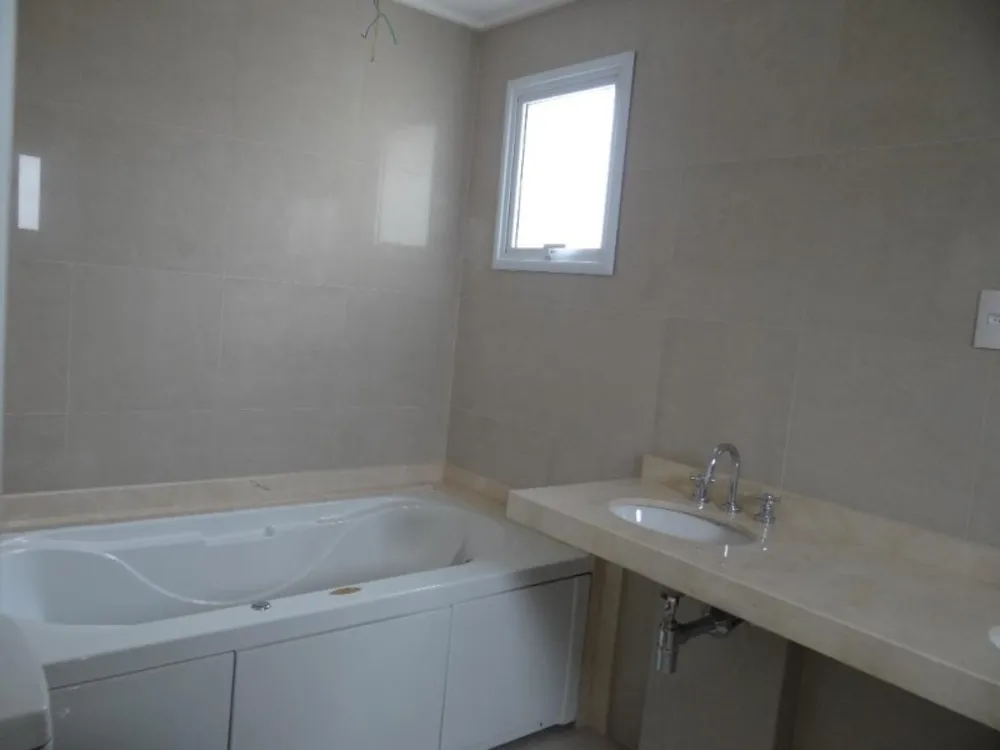 Apartamento, 4 quartos, 260 m² - Foto 1