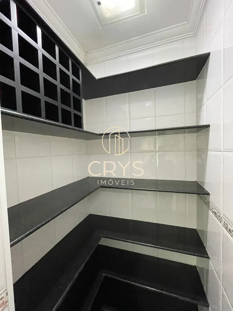 Casa, 3 quartos, 212 m² - Foto 1