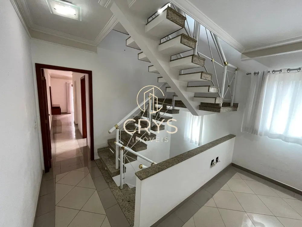 Casa, 3 quartos, 212 m² - Foto 6