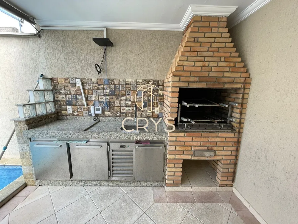 Casa, 3 quartos, 212 m² - Foto 2
