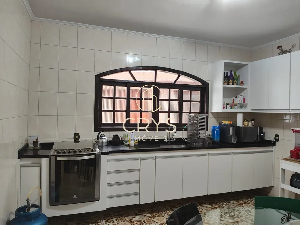 Casa, 3 quartos, 260 m² - Foto 8