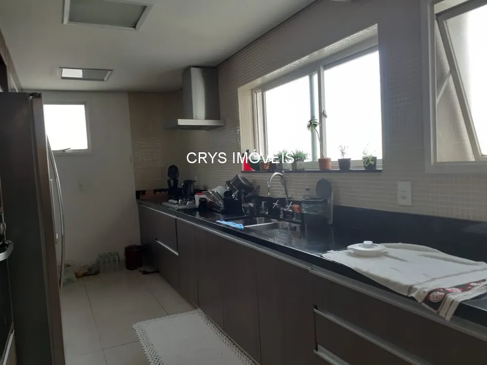 Cobertura, 3 quartos, 227 m² - Foto 11