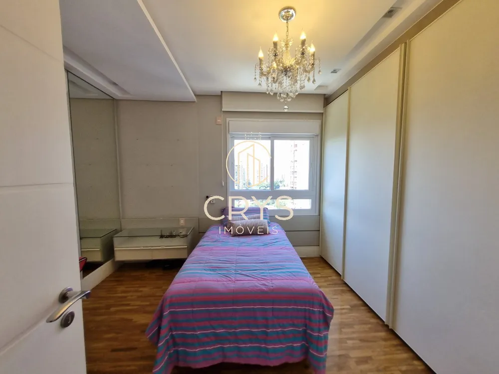 Apartamento, 3 quartos, 231 m² - Foto 1