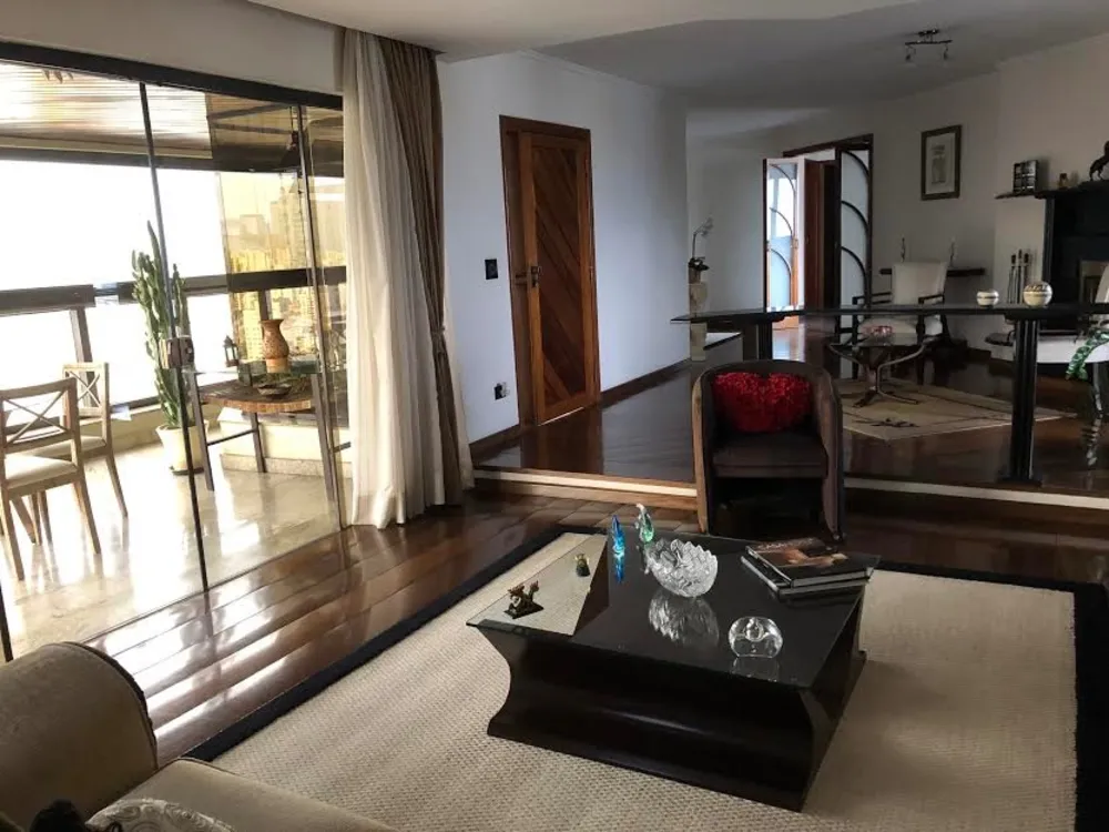 Apartamento, 3 quartos, 254 m² - Foto 1