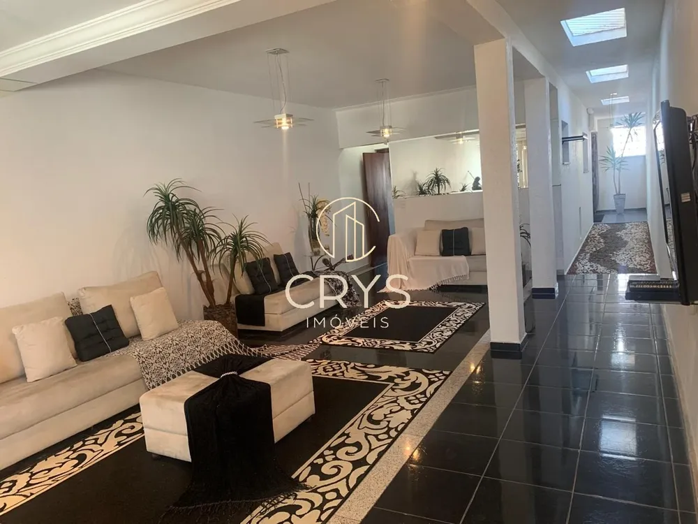 Casa, 3 quartos, 242 m² - Foto 4