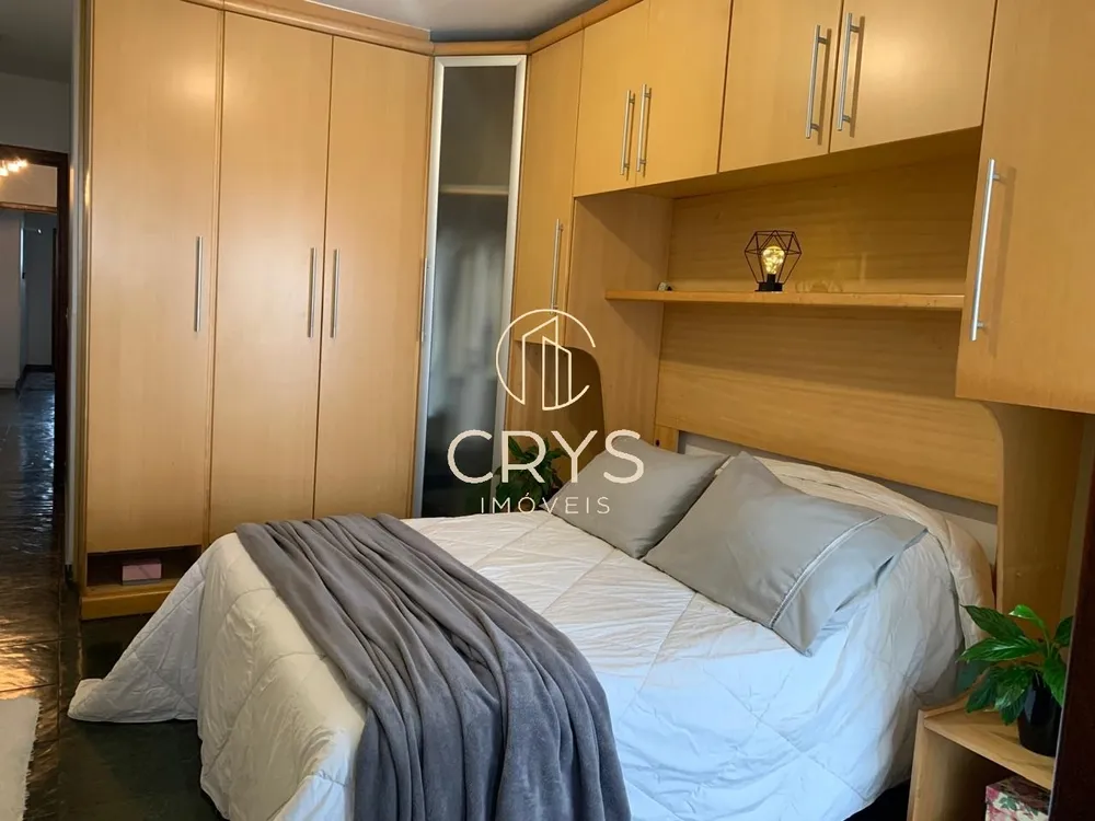 Casa, 3 quartos, 242 m² - Foto 3
