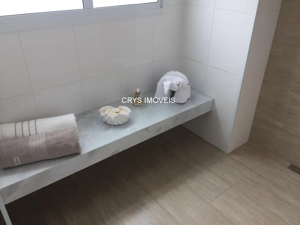Cobertura, 3 quartos, 258 m² - Foto 4