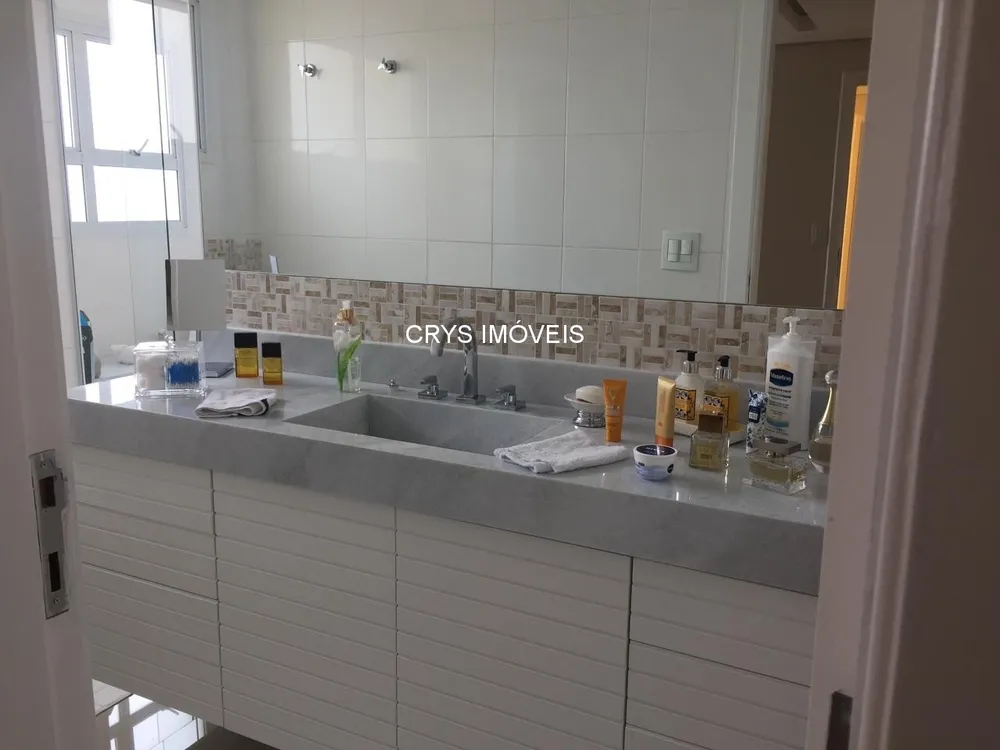 Cobertura, 3 quartos, 258 m² - Foto 10