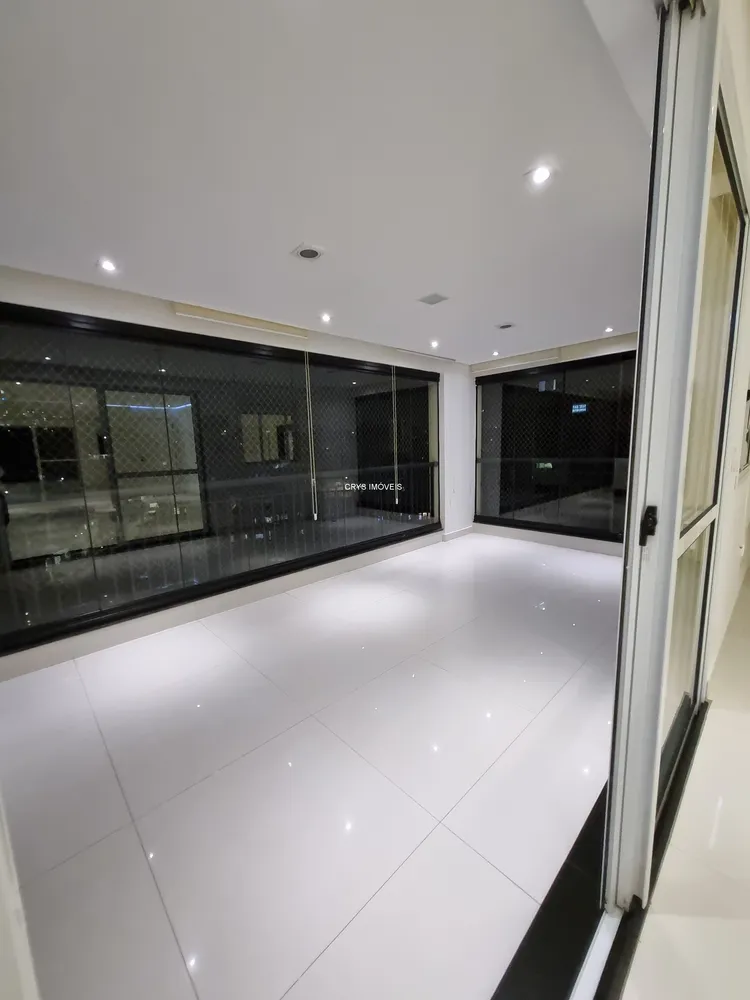 Apartamento, 3 quartos, 140 m² - Foto 3