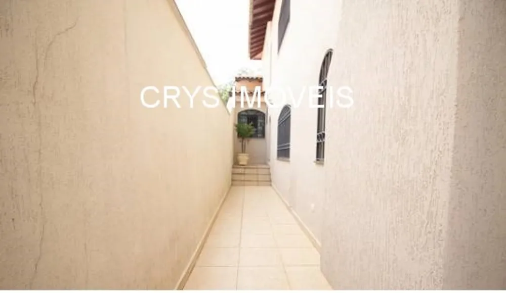 Casa, 3 quartos, 300 m² - Foto 1