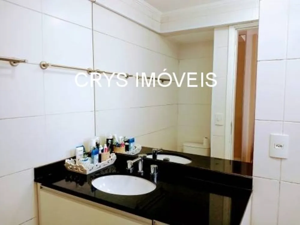 Cobertura, 3 quartos, 210 m² - Foto 2