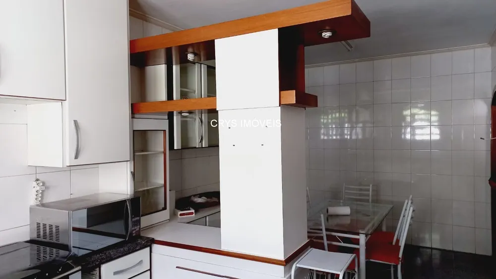 Casa, 4 quartos, 265 m² - Foto 2