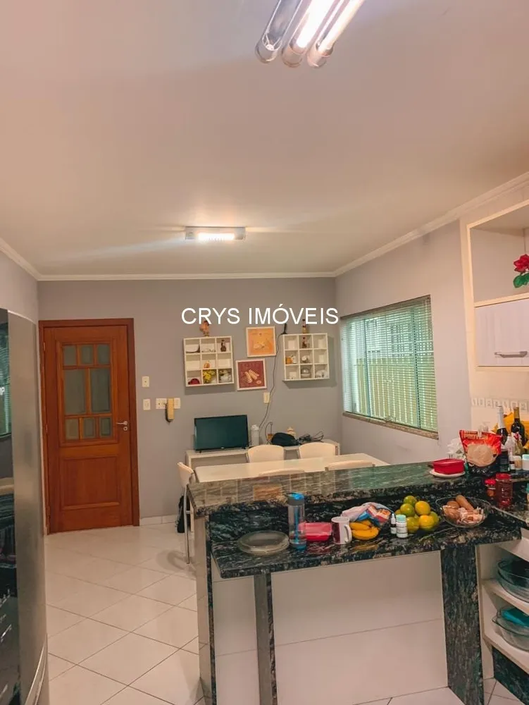 Sobrado, 3 quartos, 275 m² - Foto 2
