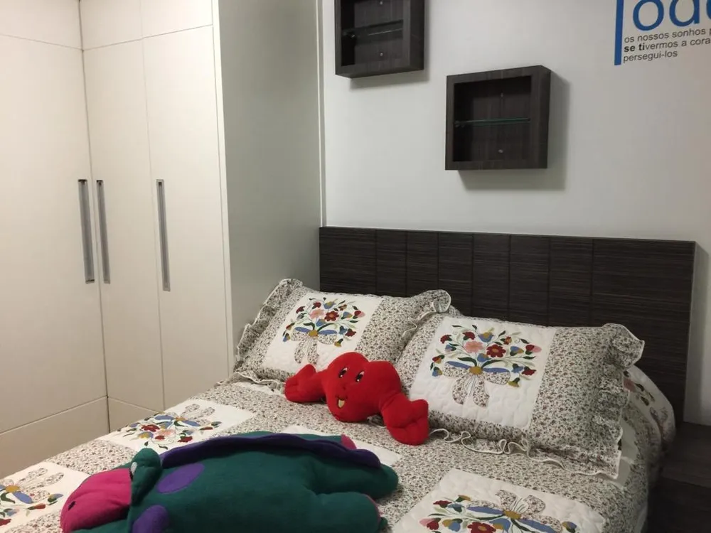 Casa, 3 quartos, 240 m² - Foto 8