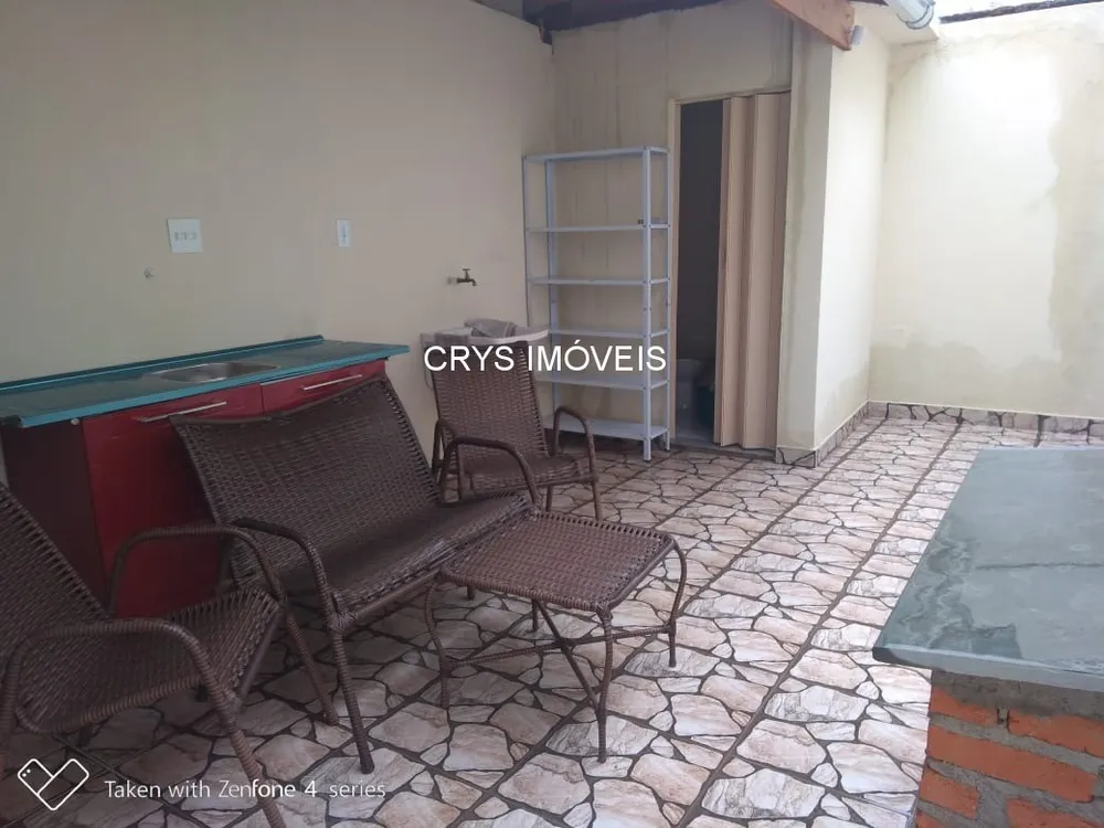 Casa, 3 quartos, 180 m² - Foto 2