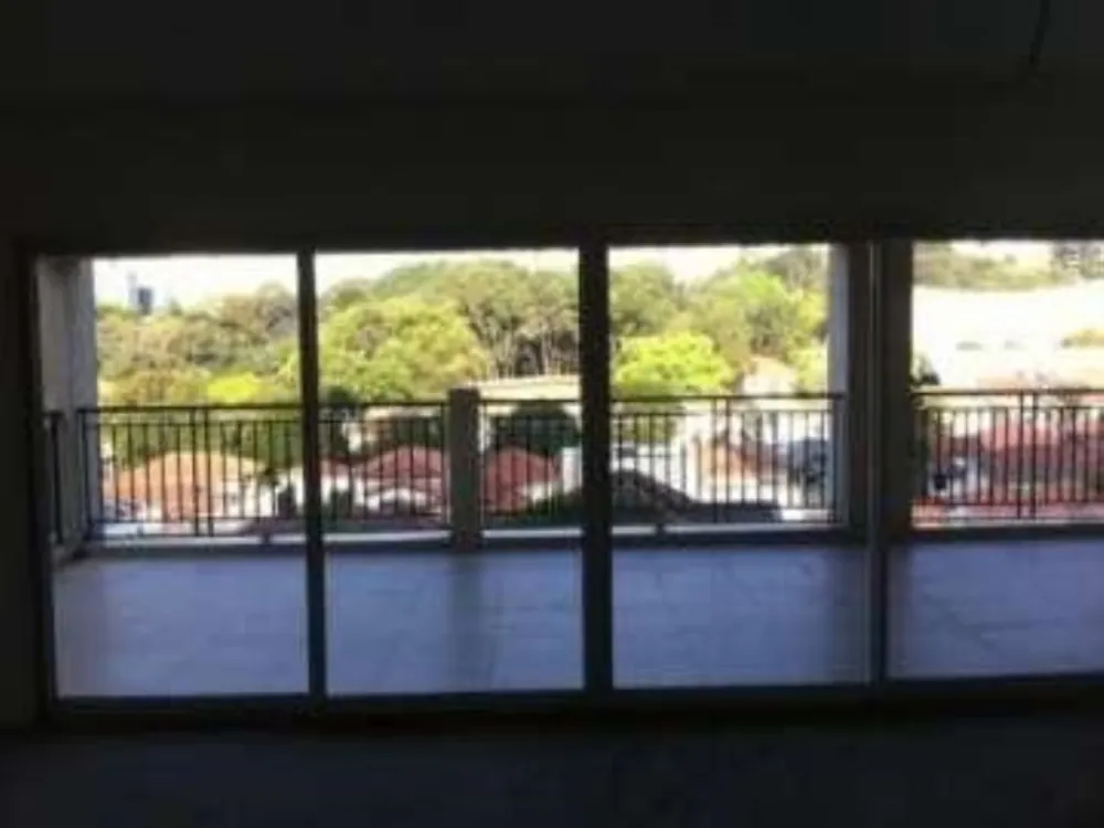 Apartamento, 3 quartos, 240 m² - Foto 1