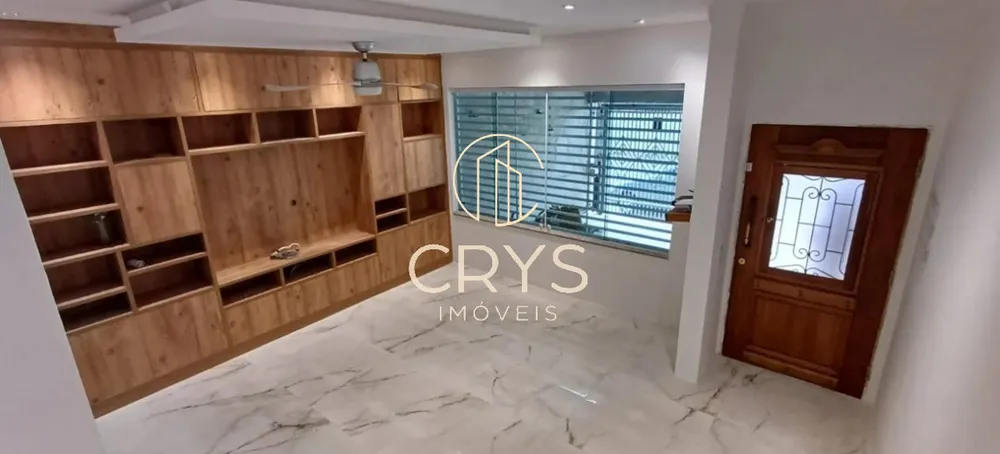 Casa, 3 quartos, 245 m² - Foto 1