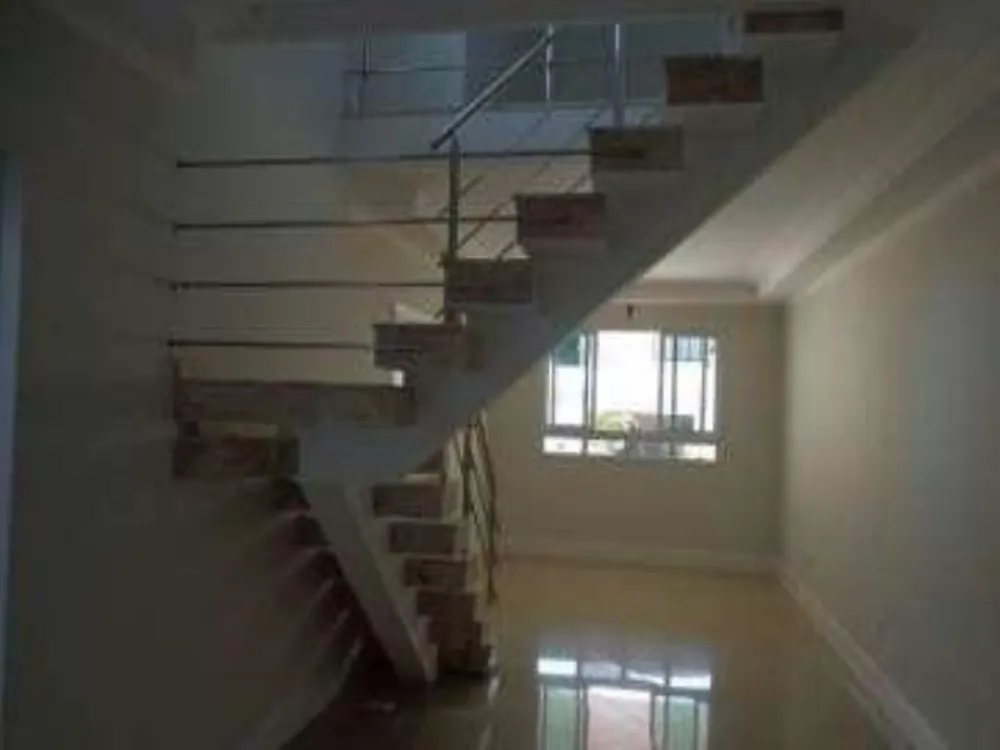 Sobrado, 4 quartos, 270 m² - Foto 2