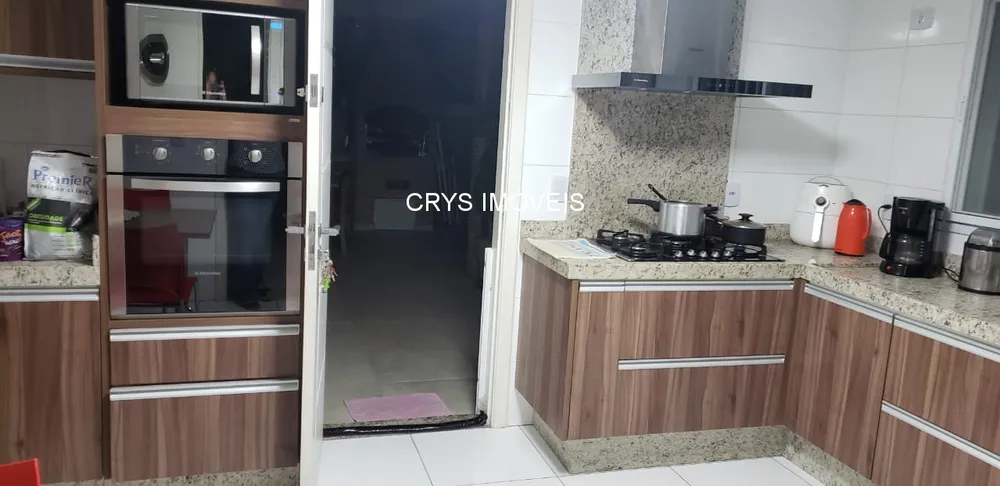 Casa, 3 quartos, 200 m² - Foto 7
