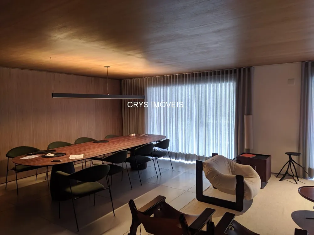 Apartamento, 3 quartos, 248 m² - Foto 1